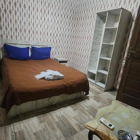 Hotel ,,Mega" ティビリシ エクステリア 写真