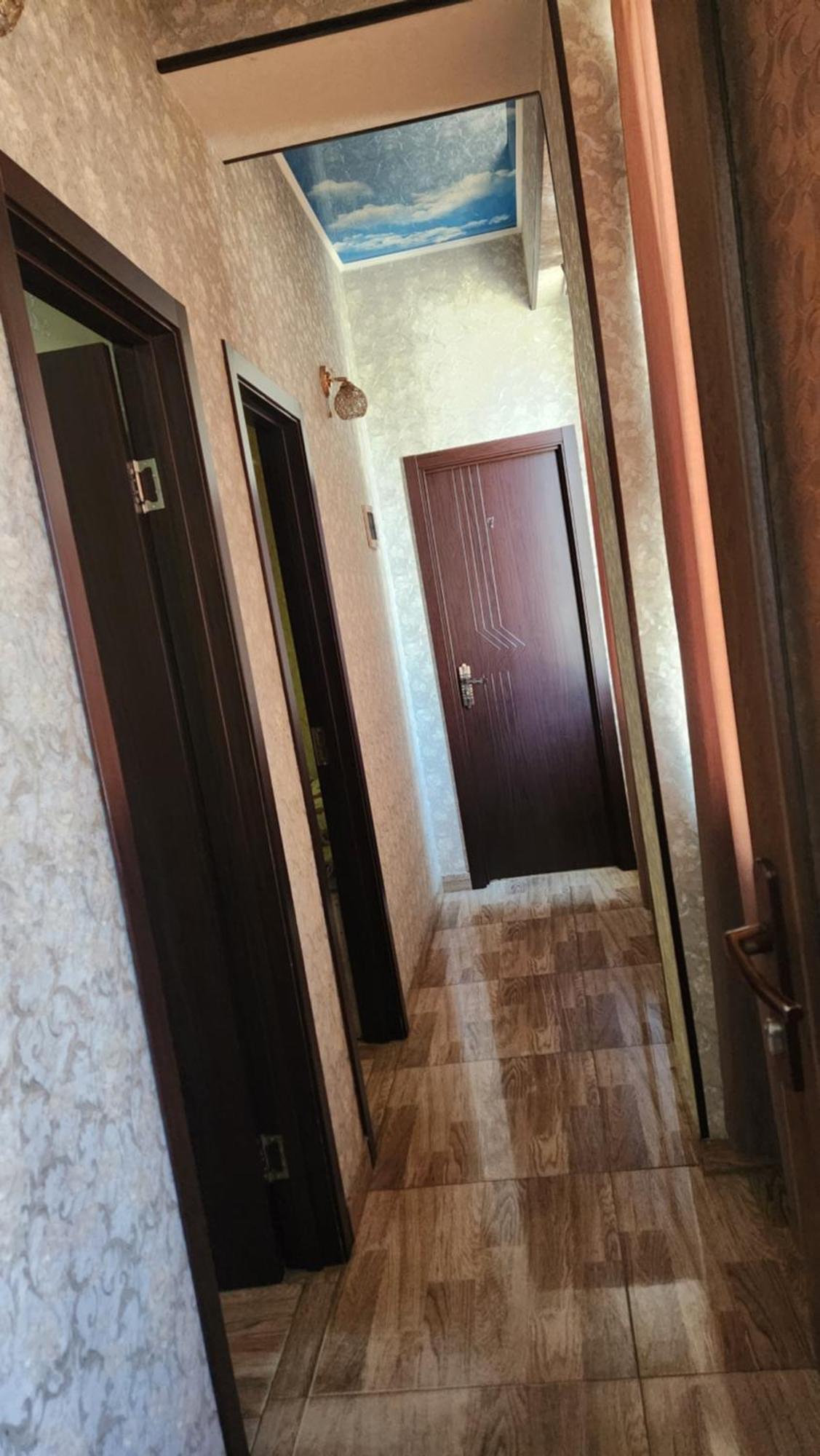 Hotel ,,Mega" ティビリシ エクステリア 写真