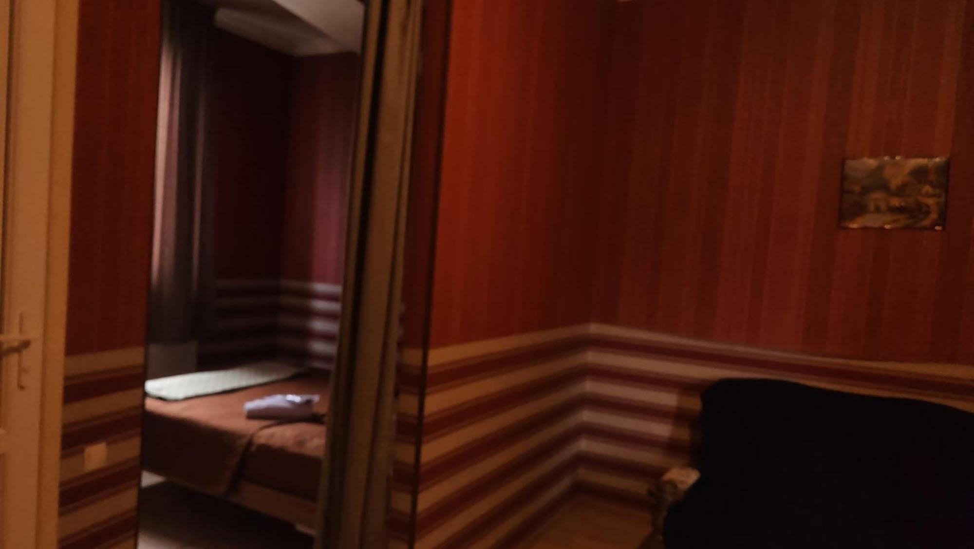 Hotel ,,Mega" ティビリシ エクステリア 写真