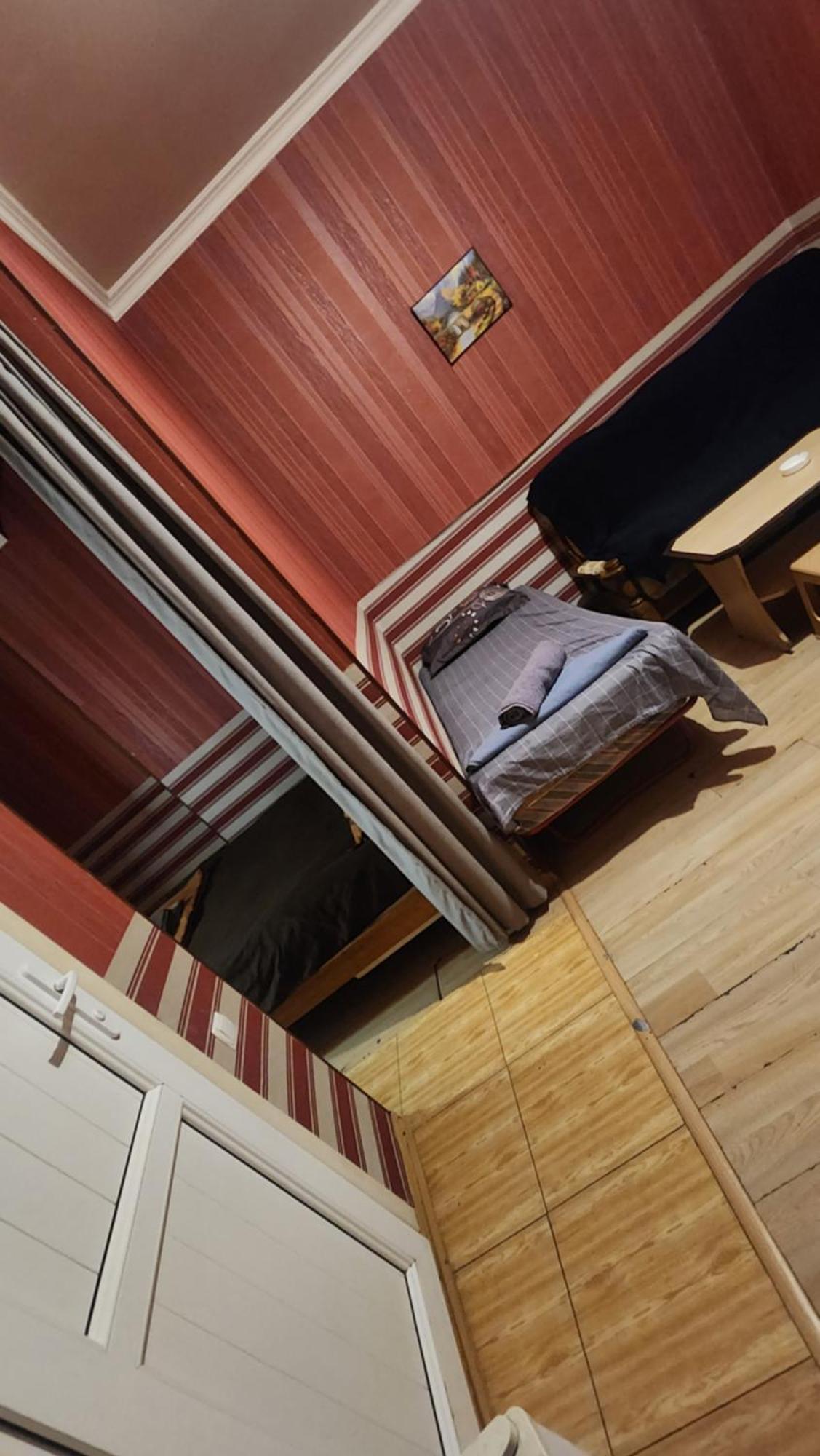 Hotel ,,Mega" ティビリシ エクステリア 写真