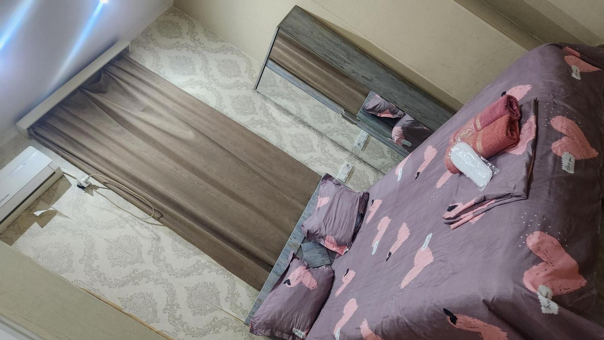 Hotel ,,Mega" ティビリシ エクステリア 写真